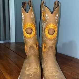 Sunflower cowgirl boots